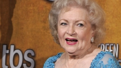 GLUMICA PREMINULA PRED ROĐENDAN Tuga, umrla slavna umetnica!