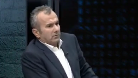 A BIO JE KUL TIP Dejo uzdanica milogoraca: Samo Srbi idu na litije! (FOTO/VIDEO)