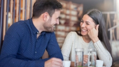 Sigurno flertuje sa vama: Ako muškarac radi ovo, sigurno želi da vas osvoji