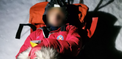 Pas 13 sati svojim telom grejao povređenog planinara