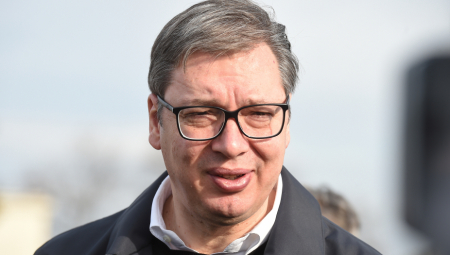 PREDSEDNIK VUČIĆ ČESTITAO BOŽIĆ Neka radost Božića bude inspiracija za snaženje trajnih vrednosti: mira, tolerancije i bratske ljubavi