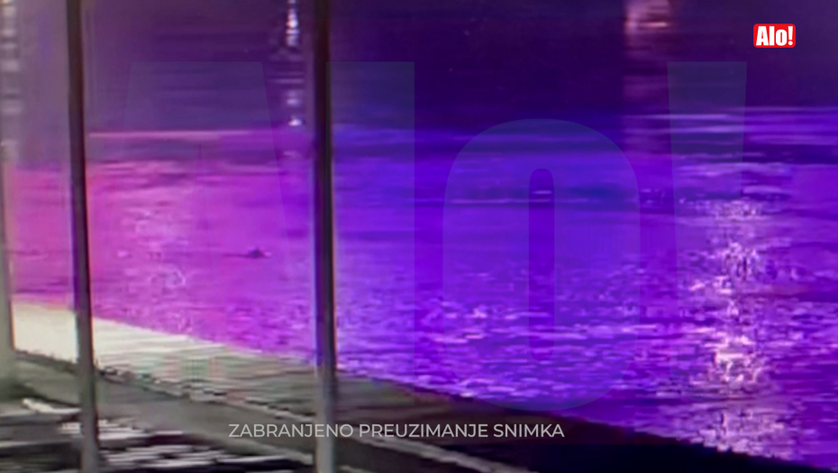 MATEJ UPAO U VODU, ALI JE PLIVAO!? Jezivi snimak borbe nestalog mladića sa rekom! (VIDEO)