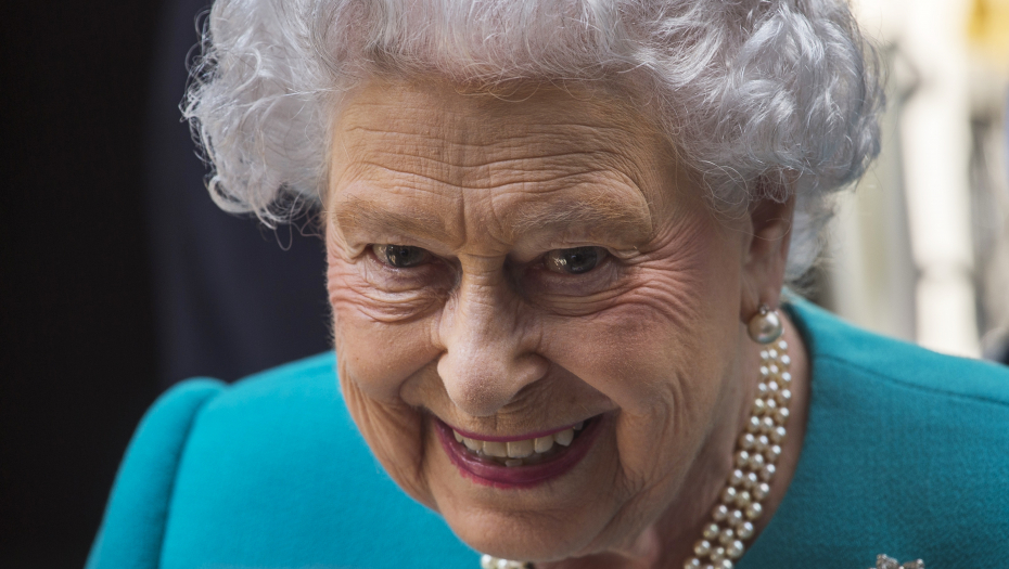 OVO JE POSLEDNJA FOTOGRAFIJA KRALJICE ELIZABETE Detalj na njenim rukama potresao sve (FOTO)