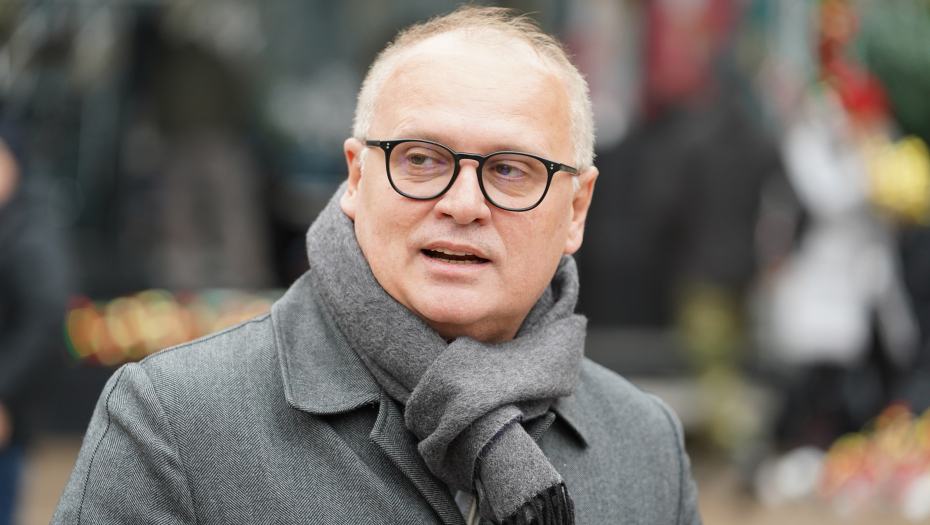 VESIĆ O VLADETINOJ NAJAVI PREMEŠTANJA SPOMENIKA STEFANU NEMANJI Ne mogu da razumem one koji bi da ruše!