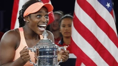 OVEKOVEČILI SVOJU LJUBAV! Grend slem šampionka se udala za reprezentativca Amerike! (FOTO)