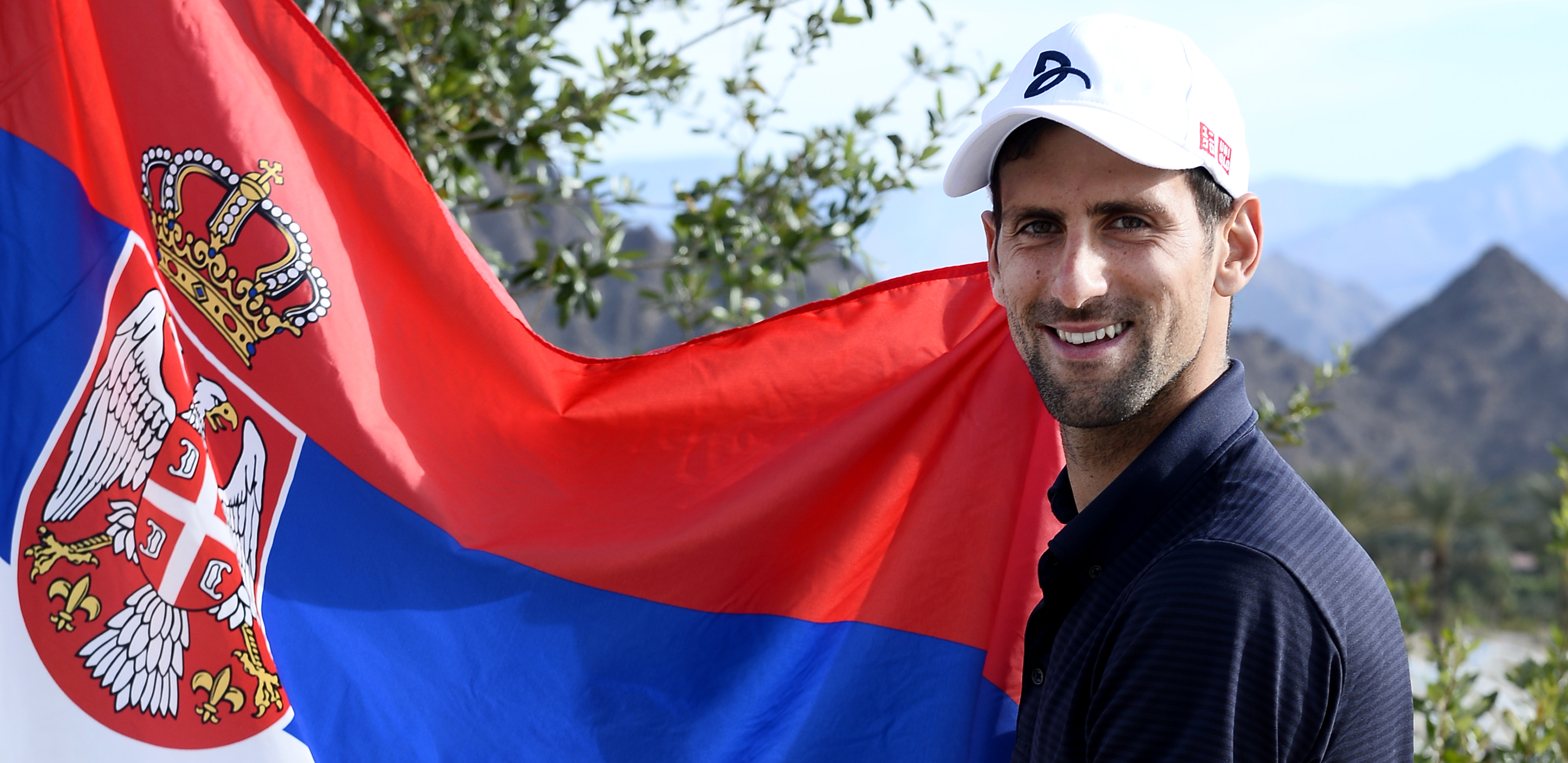 POJAVIO SE SNIMAK IZ HOTELA! Đoković izašao na prozor i uradio samo jedno! (VIDEO)