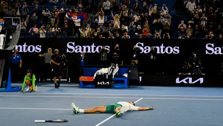 VELEOBRT Oglasila se granična služba Australije, Novak ostaje u Melburnu