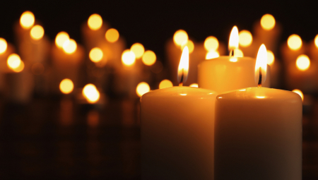 TUGA DO NEBA! Upravo objavljeno da je PREMINULA POZNATA MANEKENKA Imala je samo 26 godina, narod skuplja pare za njenog sina! (FOTO)