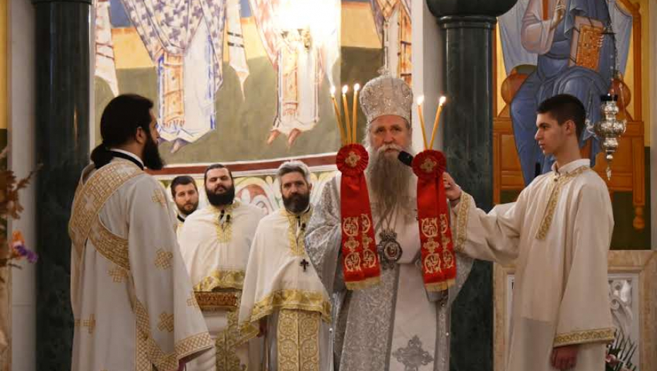 MITROPOLIT JOANIKIJE OBJASNIO ĐUKANOVIĆU I MILOGORCIMA KO SU I ŠTA SU "Komunizam vam je pomračio savest i pamet"