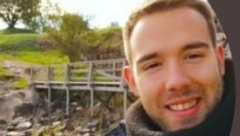 SRPSKI VOJNIK JE POBEDNIK OVOG BOŽIĆA Slavi ga u Somaliji, a evo šta je umesto BADNJAKA uneo u kuću
