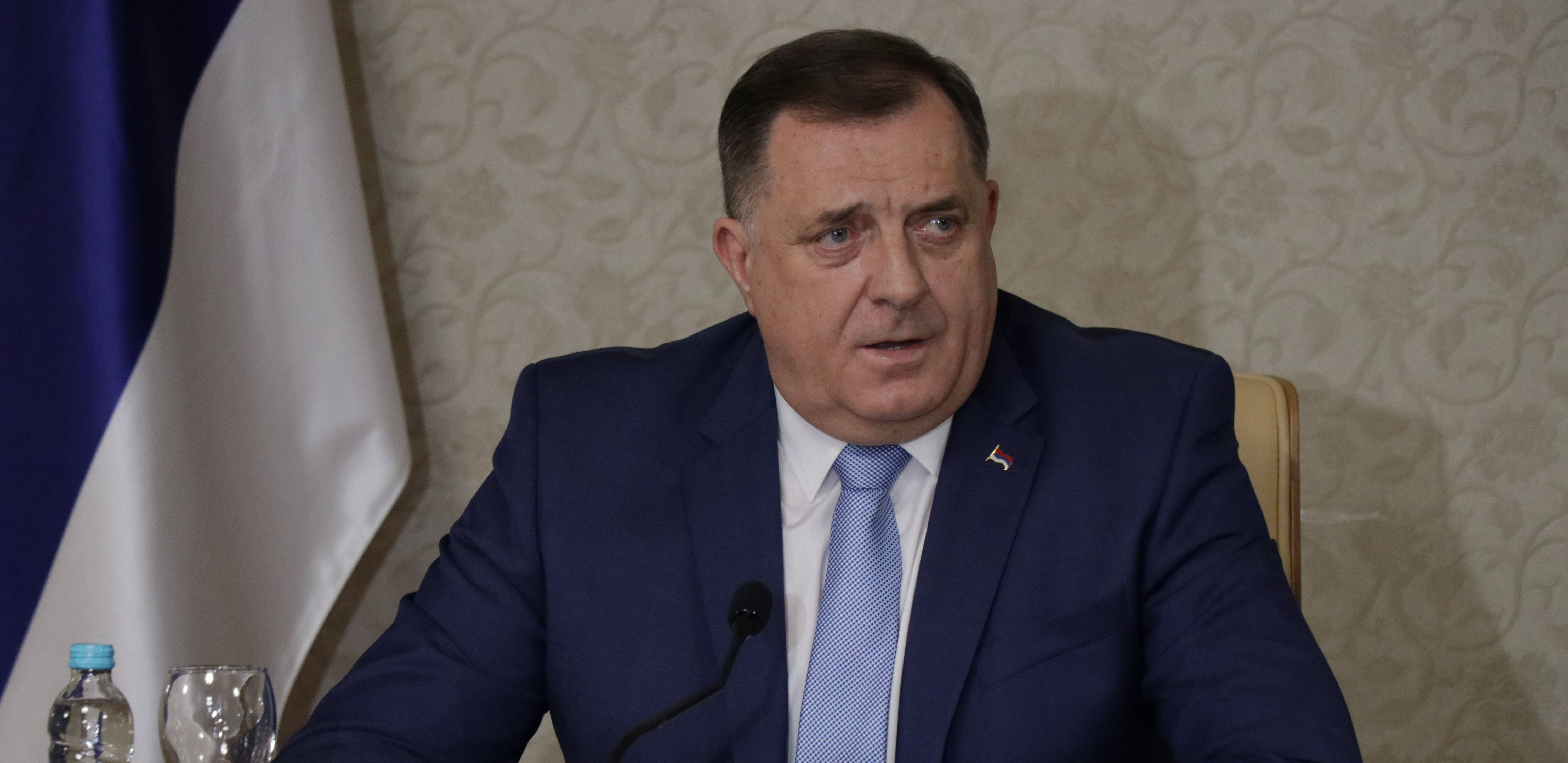 DODIK OČITAO BAKIRU: Gavran bošnjačke političke scene Izetbegović preti tuđom silom