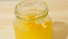 SMESA KOJA LUDAČKI SAGOREVA KILOGRAME Pomoću dve kašike ovog sirupa recite "zbogom" salu na stomaku!