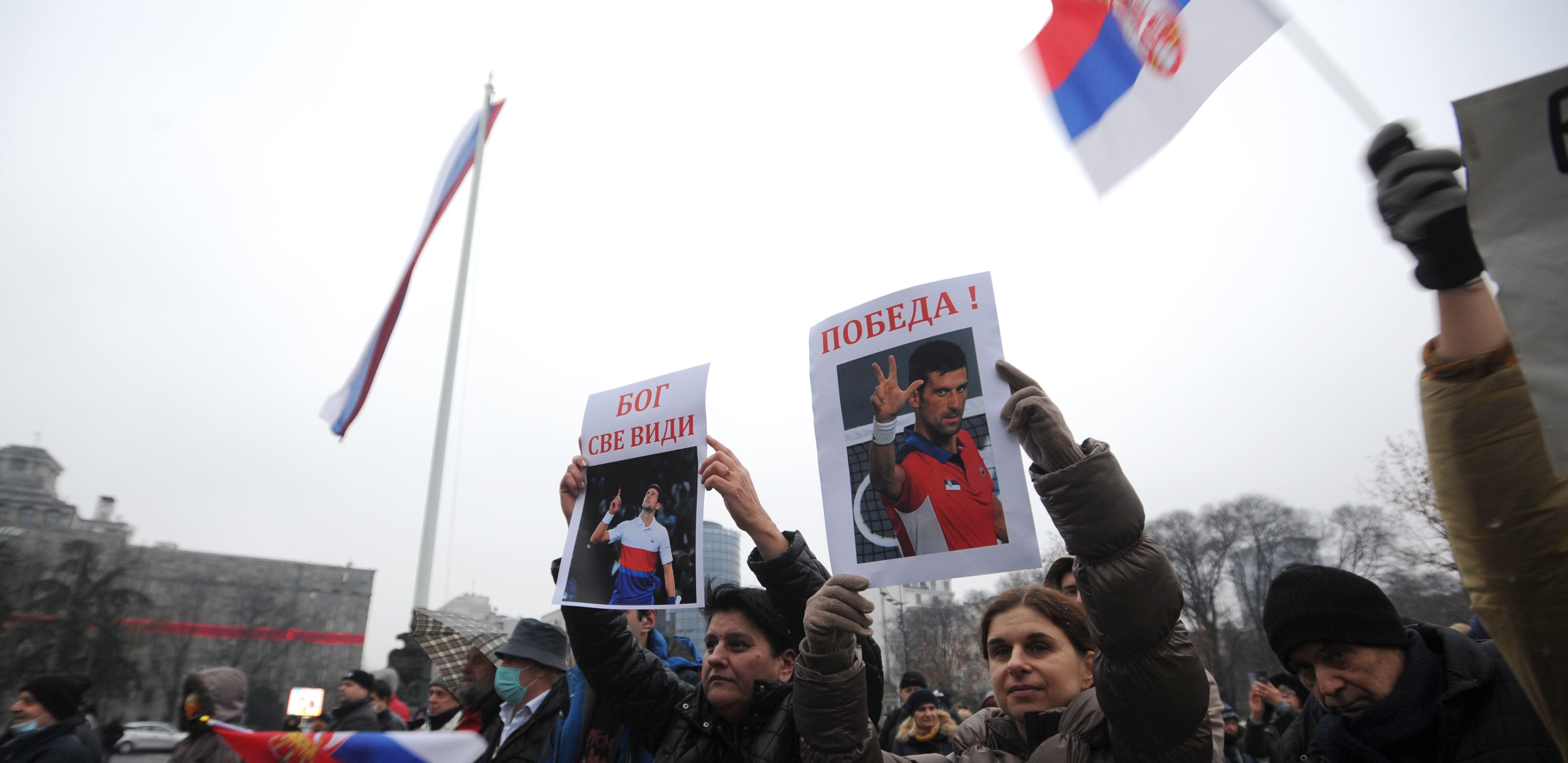 NE PUŠTAJU GA NI DO PROZORA, SAMO GLEDA U ZID! Srđan Đoković poslao molbu svim Noletovim navijačima!
