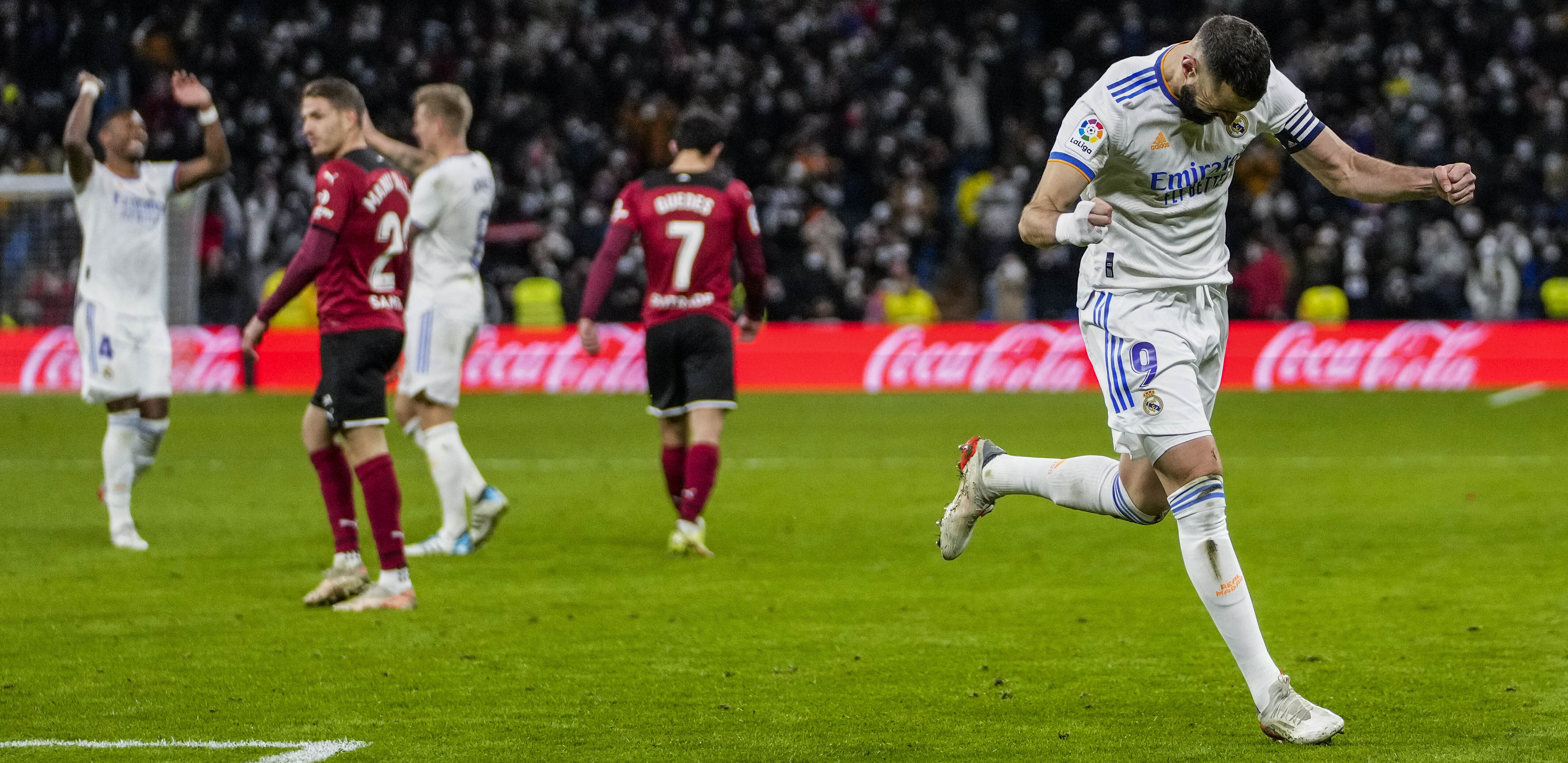 Dva puta Vinicijus, dva puta Benzema i za Real zime nema! (VIDEO)