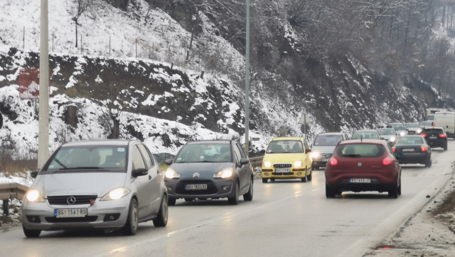 AMSS UPOZORAVA Oprez zbog smanjene vidljivosti na putevima