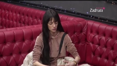 SVE BIH DALA DA IMAM PORODICU KAO ŠTO JE IMA DEJAN Tara Simov razočarana u Dragojevića, ne može da veruje da ju je izdao!