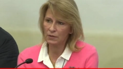 Od malena nisam učena da verujem u Boga, pa nisam ni deci mogla preneti: Dijana Đoković otkrila kako je krštenje Novaka sve promenilo