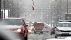 SNEG OD PONEDELJKA! Pripremite auto za zimske uslove, a na ovo posebno obratite pažnju!