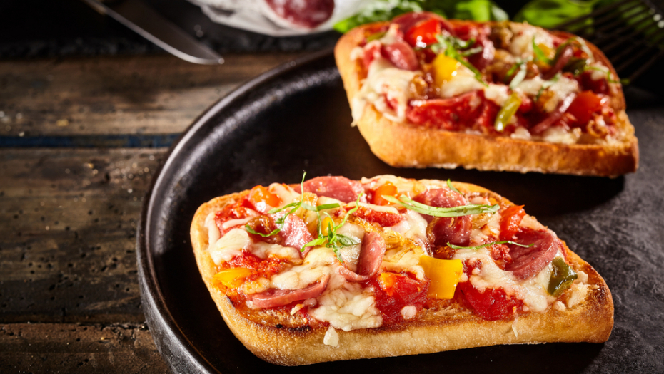 Jednostavan i brz obrok: Pica hleb (RECEPT)