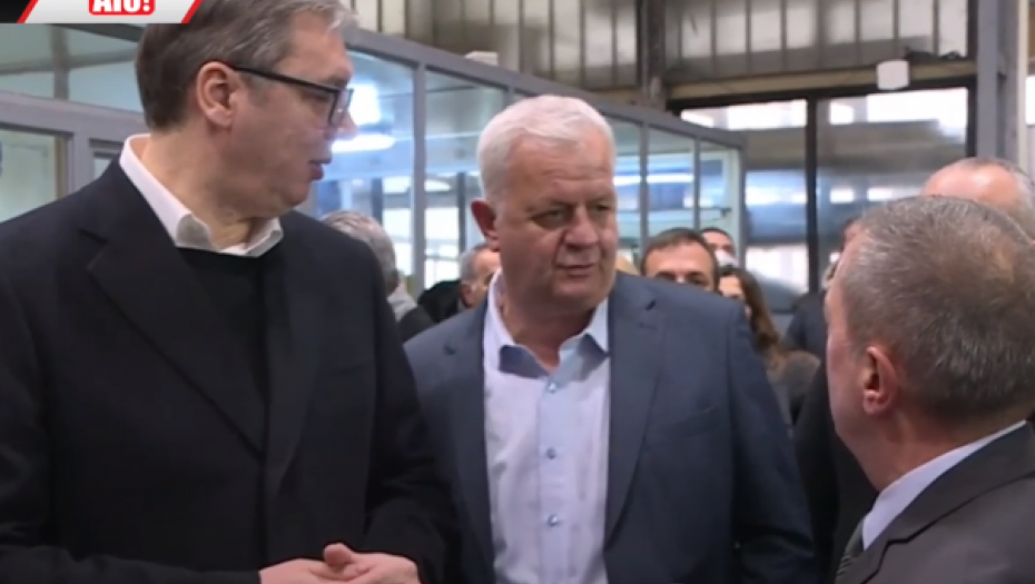 Vučić: Radnicima ovaj mesec povećajte plate!