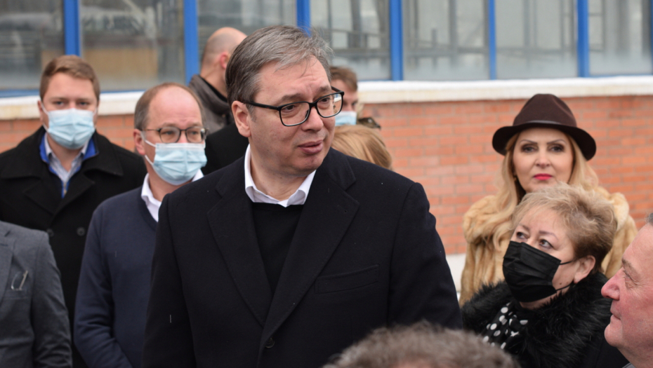 VUČIĆA HTELI DA UBIJU IZ SNAJPERA Atentat planiran novcem od droge!