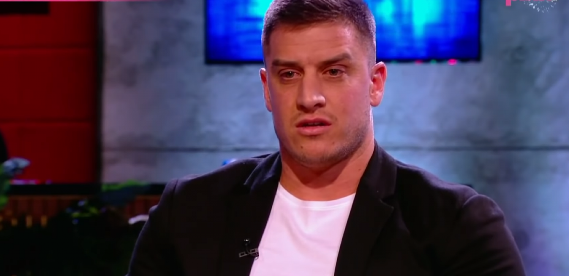 DAVID POKAZAO NOVU DEVOJKU? Poveo Dejana i Aleks u bioskop, pa iznenadio sve (FOTO)