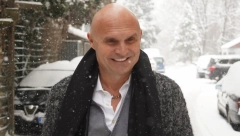 OVA VANSERIJSKA LEPOTICA JE MILIJEVA SUPRUGA Šutnula je dečka zbog njega, od njenog izgleda boli glava (FOTO)