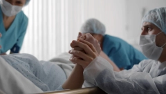 NJEN SLUČAJ JE JEDAN U 100.000: O ovom porođaju se priča, način na koji je dečak je došao na svet, ostavio je bez daha doktore
