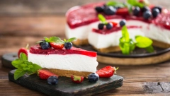 ČIZKEJK OD MALINA I KUPINA Pravo letnje osveženje