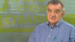 DR PERIŠIĆ OTKRIO ŠTA UNIŠTAVA CREVA Jedno voće Srbi jedu svaki dan, a razara nam stomak