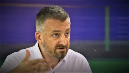 ŠTA SPREMAJU "UMNE GLAVE"? Tviteraš razvalio bulumentu hejtera: Ako ne dovedu Andreja Vučića u vezu sa ratom u Ukrajini, Bog me ubio! (FOTO)