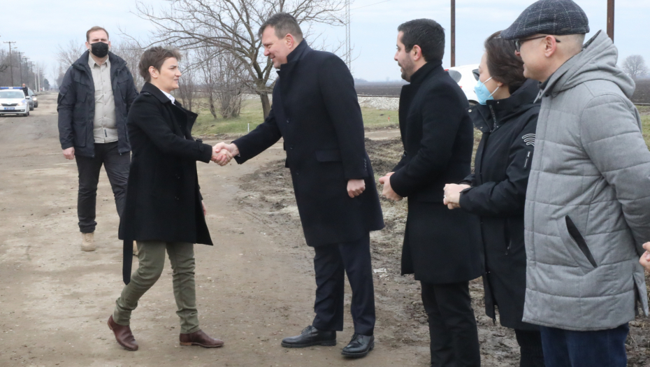POBEDA I LEGITIMITET Brnabić: Na referendumu većina građana podržala promene
