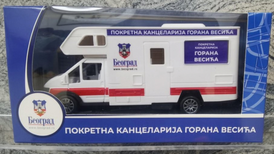 NASTAO JE "VESIĆMOBIL" Uskoro na policama popularno vozilo zamenika gradonačelnika Gorana Vesića
