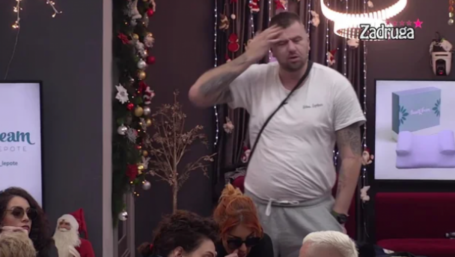 JANJUŠ KUKA ZA MAJOM! Zadrugar nikad tužniji što nije u centru pažnje, a ovim rečima doziva bivšu ljubav!