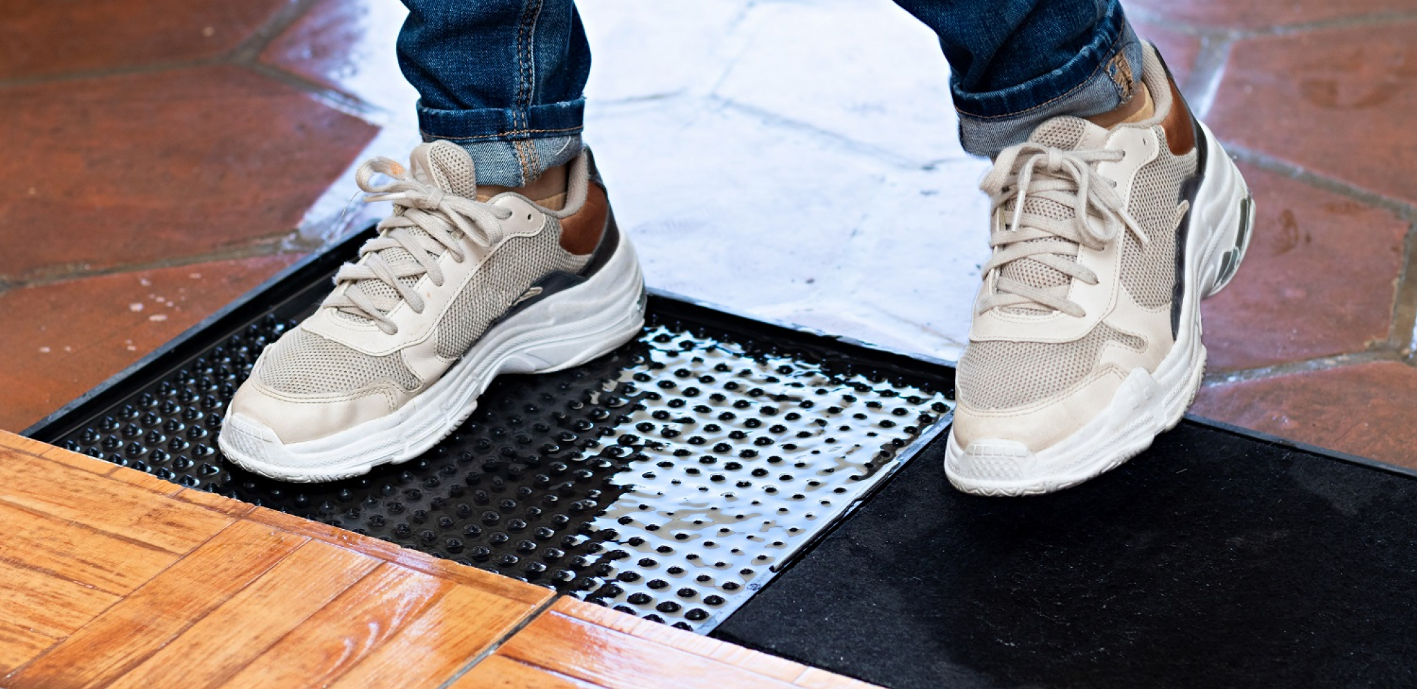 Dezobarijere i antibakterijski otirači