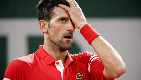 I ONA UDARILA NA NOVAKA! Đoković mora da poštuje pravila!