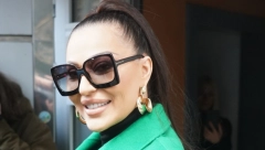 CECA SA PUNĐOM, BEZ ŠMINKE, POTPUNO PRIRODNA! Anastasija zabeležila trenutak dok se igra sa malim Željkom (FOTO)