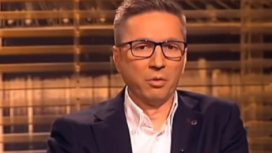DEJAN PANTELIĆ ZAVRŠIO U BOLNICI! Poznati voditelj morao hitno na operaciju, jedva govori!