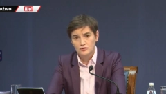 ANA BRNABIĆ POGODILA U CENTAR! Premijerka brutalno odgovorila lažnom ekologu Savi Manojloviću!