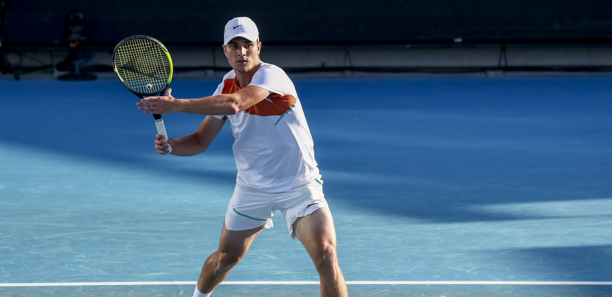 DEDA GENERAL, IDOL FEDERER, SAVETI ĐOKOVIĆA I "LUDI" ARGENTINAC! Ko je Miomir Kecmanović, srpski teniser koji želi da osveti Novaka u Australiji? (FOTO)
