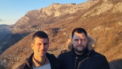 NOVAK I GRADONAČELNIK NIKŠIĆA POD OSTROGOM! Kovačević oduševljen zbog susreta sa počasnim građaninom! (FOTO)
