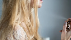 AKO NISTE ZNALI Evo gde je najbolje da prsnete parfem