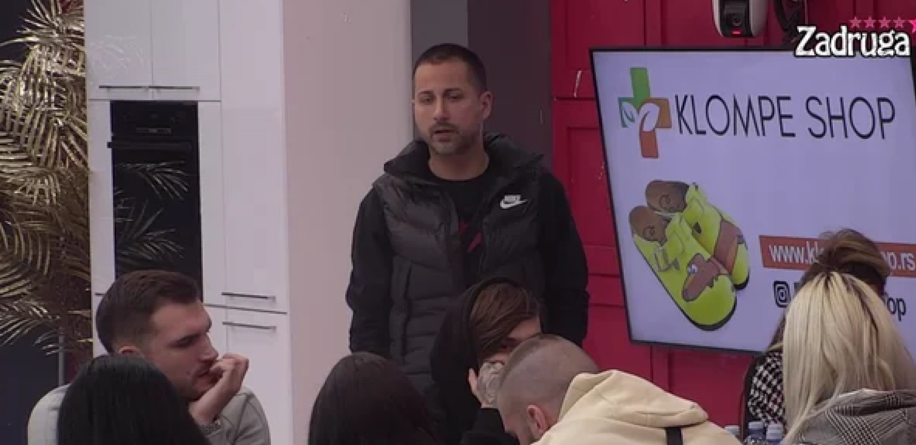 OVO JE TAKO JADNO, TU NEMA LJUBAVI Marko Đedović ogolio odnos Dalile, Dejana i Cara, pa ovog zadrugara poslao u izolaciju!