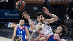 CRVENO-BELO UMESTO CRNO-BELOG Tristan Vukčević (ipak) ostaje u Evroligi