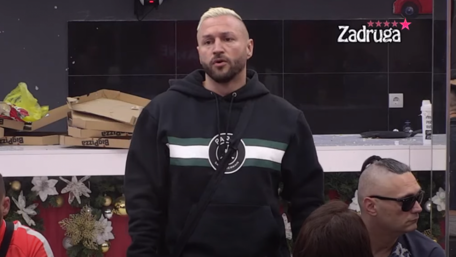 TARA ZAPENILA! Ša napada Taru tamo gde je najbolnije, evo koga je namerno hvalio za crnim stolom!
