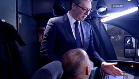 PREDSEDNIK VUČIĆ ODUŠEVLJEN: Hteo sam da zaplačem od sreće!