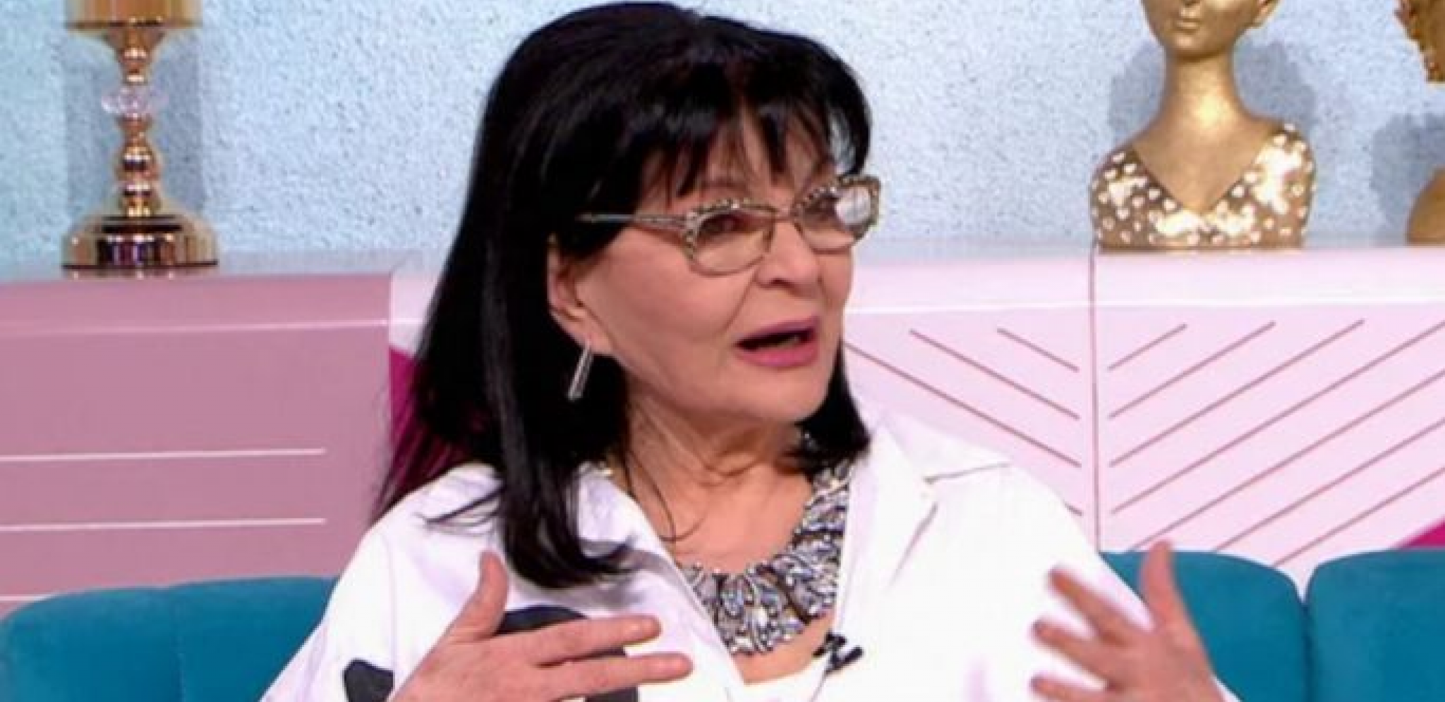 APSOLUTNI HIT! Nada Obrić iskopirala Vesnu Zmijanac, društvene mreže se usijale od komentara! (FOTO)