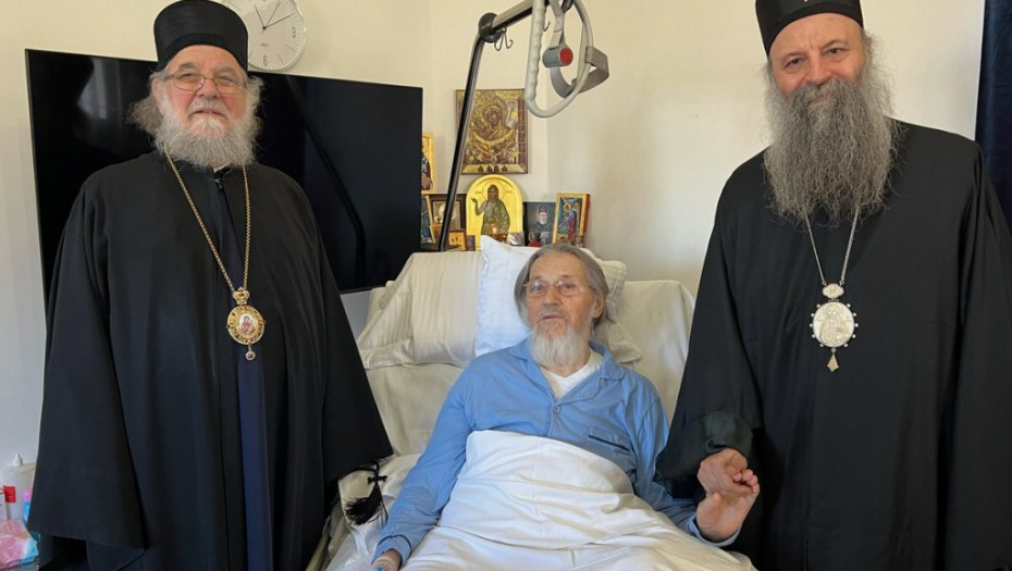 POSLEDNJE SLIKE VLADIKE LAVRENTIJA Poseta patrijarha Porfirija i episkopa Vasilija (FOTO)
