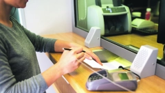 KRAĐA DECENIJE KAO NA FILMU! Evo kako je pljačkašici crnogorske banke pošlo za rukom da iznese 1,3 miliona evra!