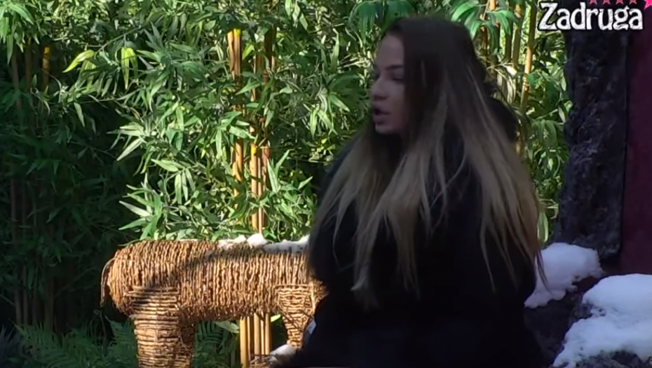 KRENULA U LOV! Ana bacila oko na ovog zadrugara, već zamišlja da su zajedno, a imala je i veoma bitnu poruku za produkciju!